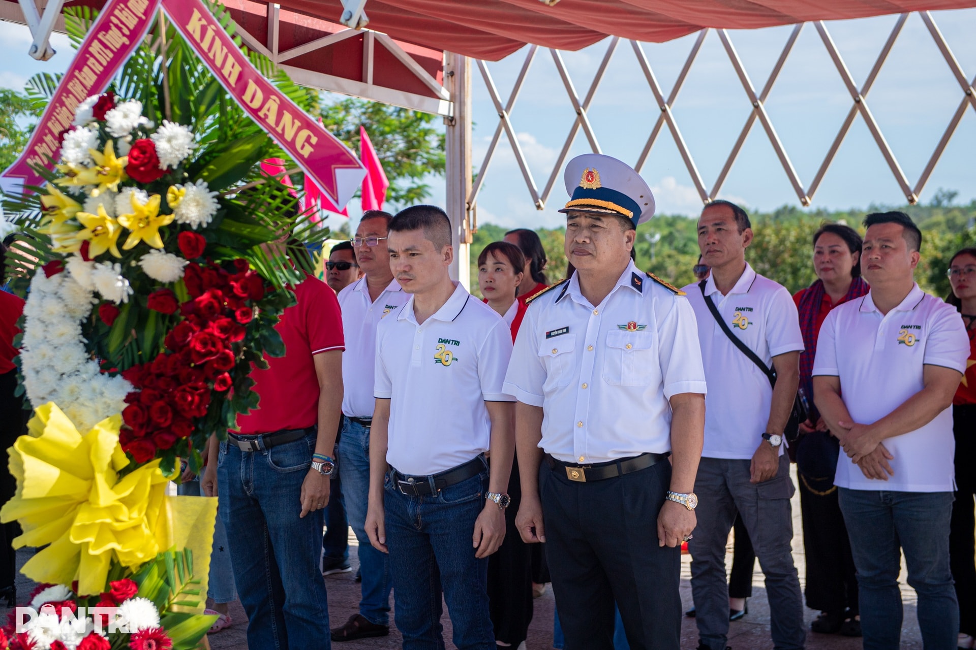 Khắc ghi công lao Mẹ Việt Nam Anh hùng và vị thuyền trưởng tàu không số - 3