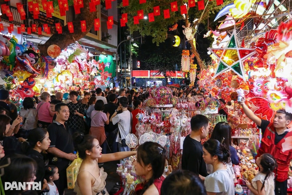Mùa thu Hà Nội vào top đẹp nhất châu Á - 2 Mùa thu Hà Nội vào top đẹp nhất châu Á - 2