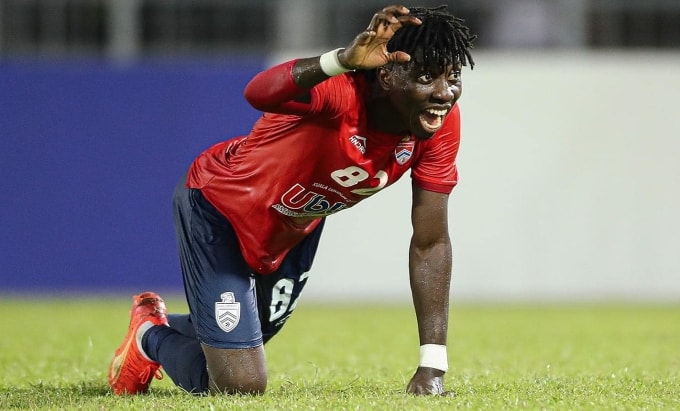 Jordan Mintah ăn mừng sau khi ghi bàn cho Kuala Lumpur City tại AFC Cup 2022. Ảnh: AFC