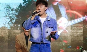 Hồ Văn Cường: Mắc chứng sợ đám đông, 'choáng' vì được khán giả tặng tiền, vàng