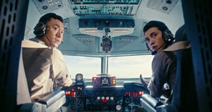 'Tử chiến trên không' phục dựng chiếc máy bay bị cướp, cảnh rung lắc tốn tiền tỷ