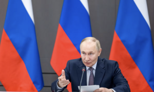 Tổng thống Putin 'phản pháo' khi ông Trump gọi Nga là 'hổ giấy'