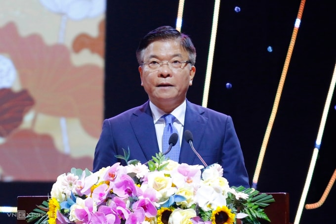 Phó Thủ tướng Lê Thành Long tại lễ kỷ niệm, sáng 4/10. Ảnh: Thanh Hằng