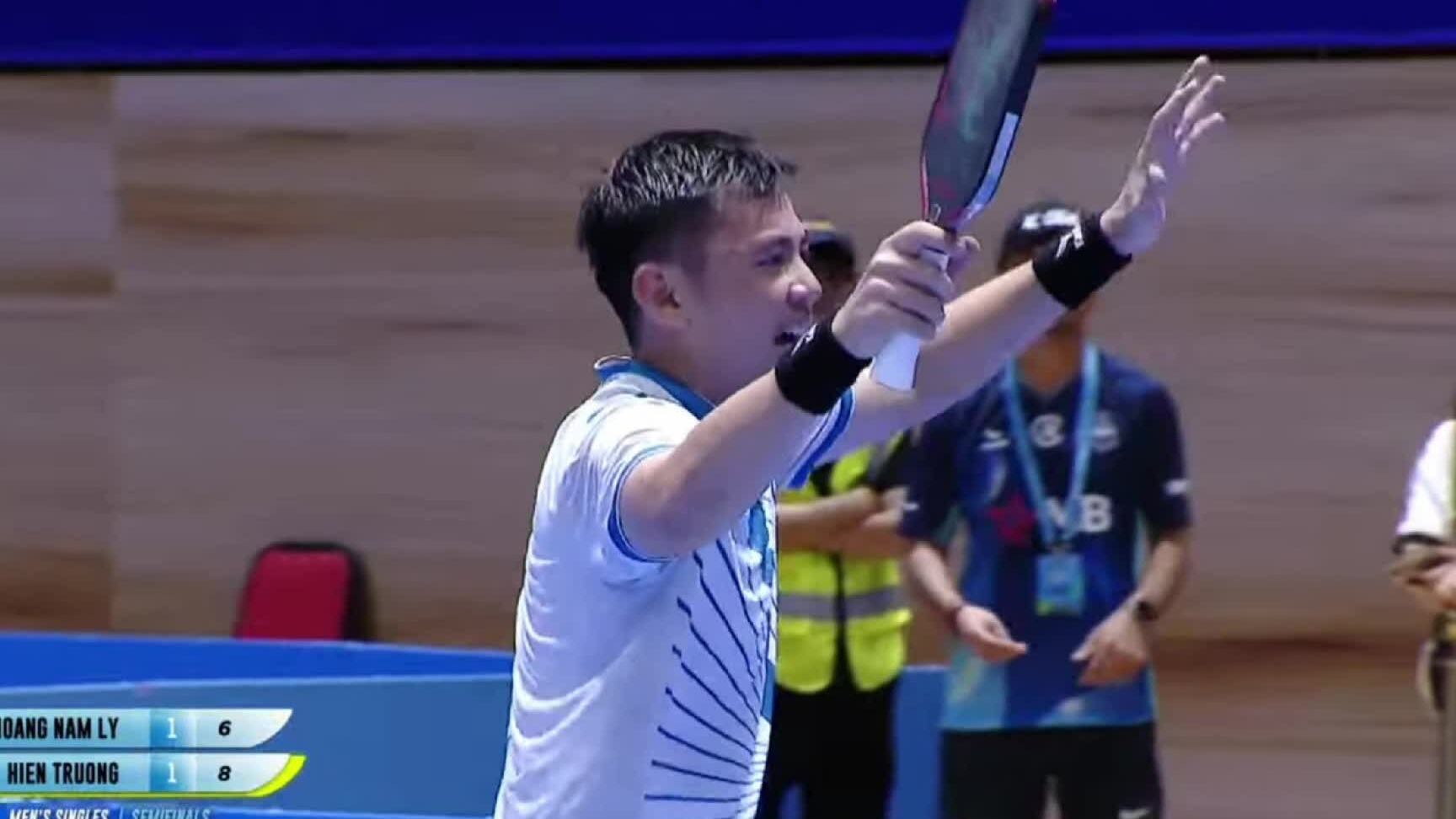 Vợ Lý Hoàng Nam trách đối thủ chơi thiếu tinh thần thể thao