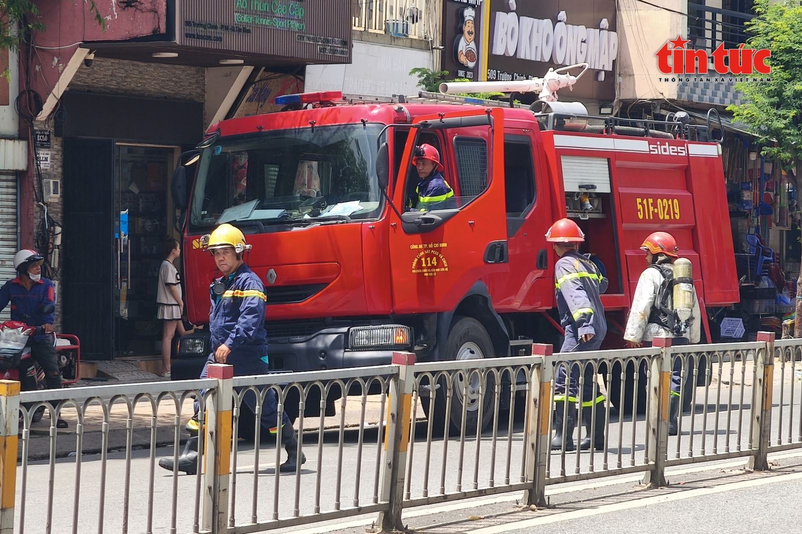 Chú thích ảnh