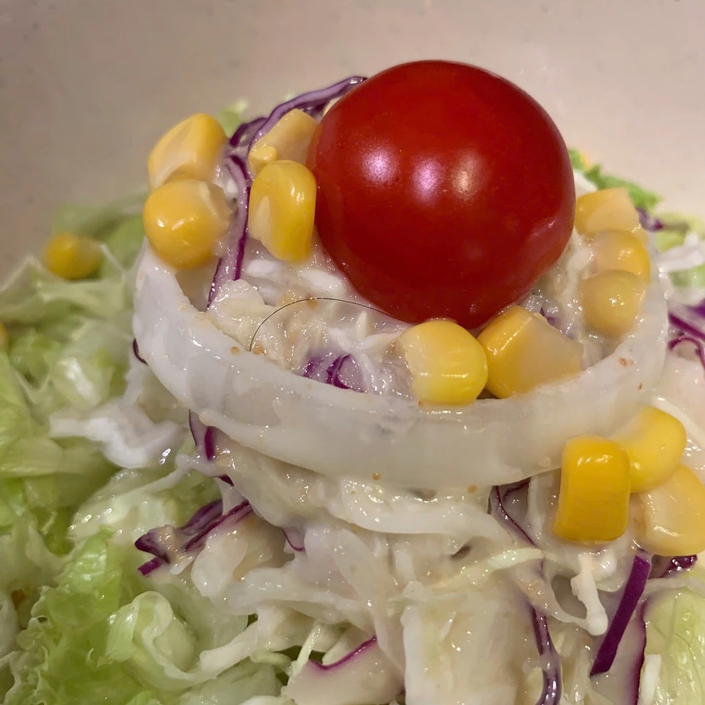 Quán ăn ở Hà Nội gây phẫn nộ khi nhân viên nói cho khách ăn rác, nước bọt - 1