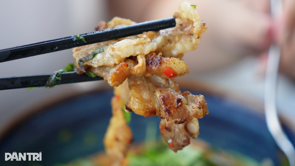 Tô bún thịt nướng giá gần nửa triệu đồng ở TPHCM: Đáng thử hay quá đắt? - 2 Tô bún thịt nướng giá gần nửa triệu đồng ở TPHCM: Đáng thử hay quá đắt? - 2