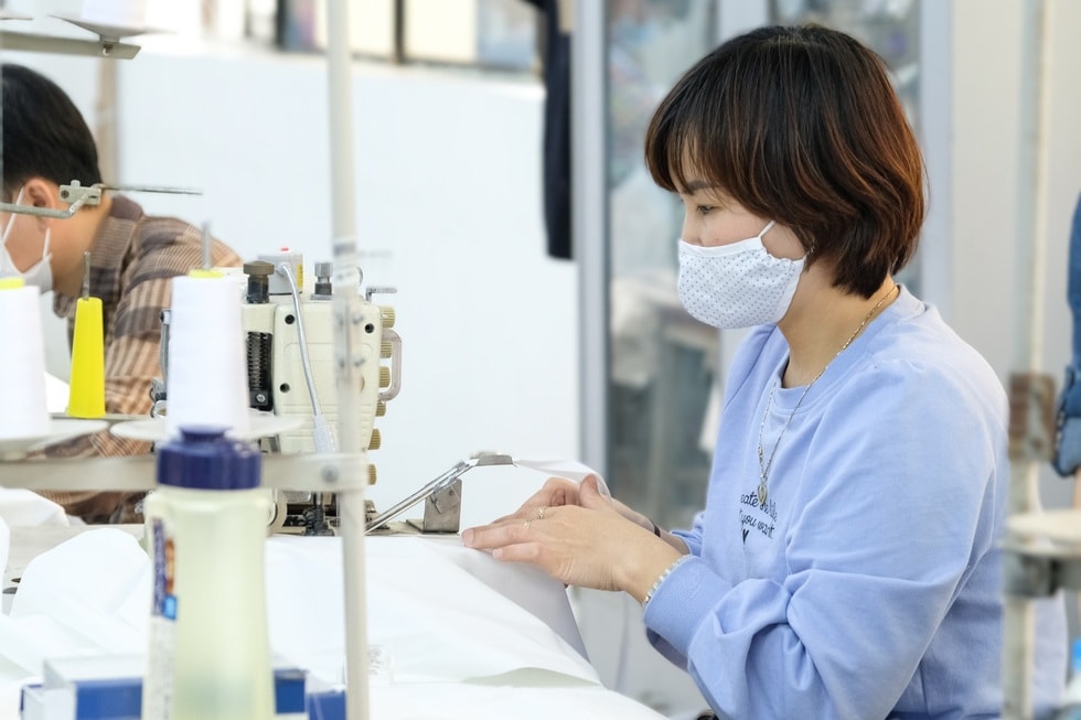 Lương tối thiểu tăng hơn 8,5 lần sau 18 năm vận hành - 4 Lương tối thiểu tăng hơn 8,5 lần sau 18 năm vận hành - 4