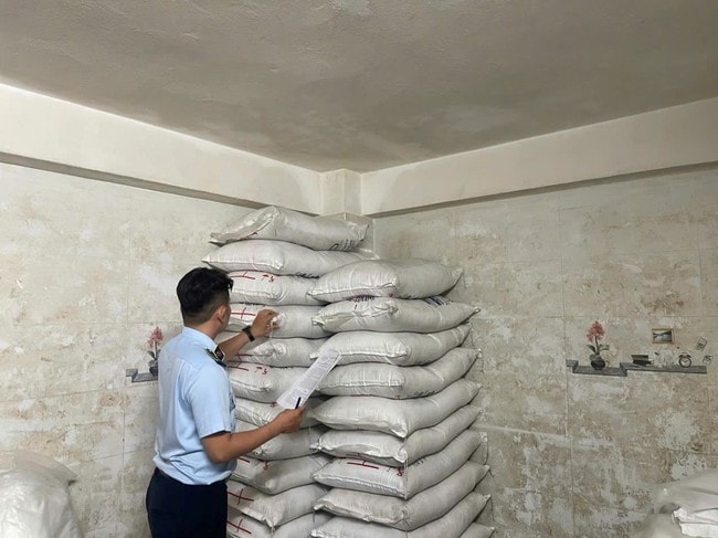 Liên tiếp phát hiện hàng nhập lậu “đội lốt” đường Thái Lan ở Đà Nẵng - Ảnh 1. Liên tiếp phát hiện hàng nhập lậu “đội lốt” đường Thái Lan ở Đà Nẵng - Ảnh 1.