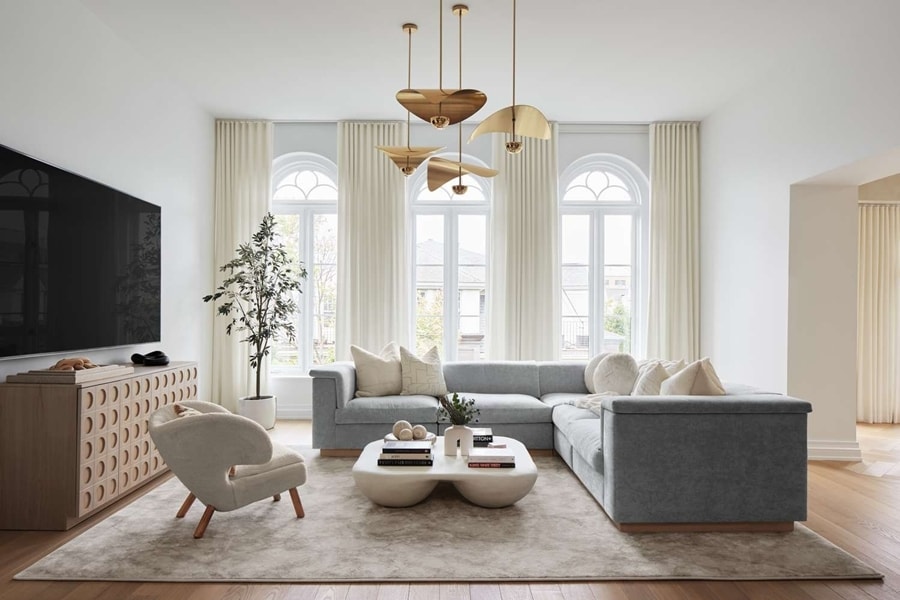 Sắp xếp lại đồ đạc giúp làm mới không gian nhà. (Ảnh: Martha Stewart)