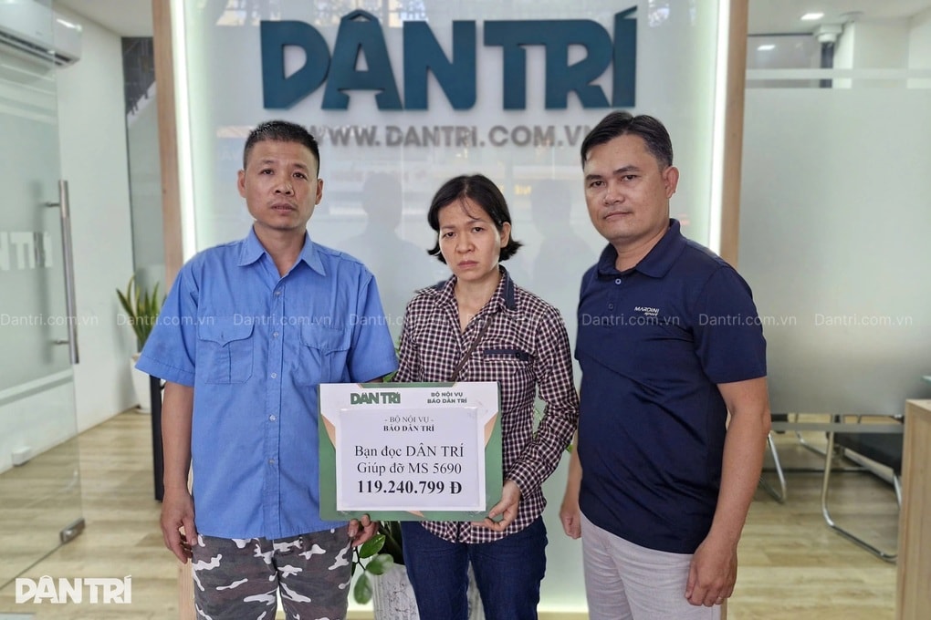 Cậu bé ham học mắc ung thư được bạn đọc Dân trí giúp gần 120 triệu đồng - 1 Cậu bé ham học mắc ung thư được bạn đọc Dân trí giúp gần 120 triệu đồng - 1