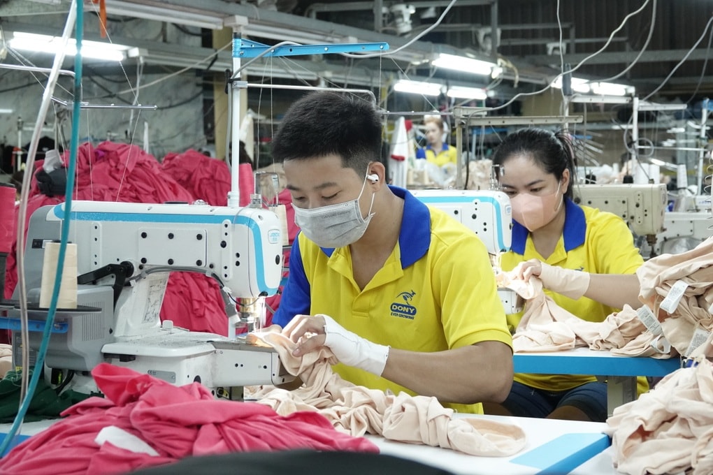 Bộ Nội vụ đề xuất cắt giảm thủ tục trong lĩnh vực an toàn, vệ sinh lao động - 1 Bộ Nội vụ đề xuất cắt giảm thủ tục trong lĩnh vực an toàn, vệ sinh lao động - 1