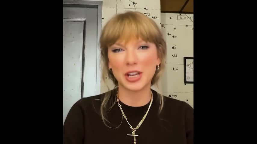 Taylor Swift so sánh hai album gần nhất