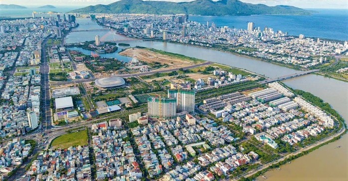 Dòng vốn tư nhân thúc đẩy phát triển kinh tế Đà Nẵng mạnh mẽ trong năm 2024 - Ảnh 2. Dòng vốn tư nhân thúc đẩy phát triển kinh tế Đà Nẵng mạnh mẽ trong năm 2024 - Ảnh 2.