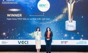 Ngân hàng Việt Nam đầu tiên nhận giải thưởng 'Đầu tư sáng tạo bình đẳng giới'
