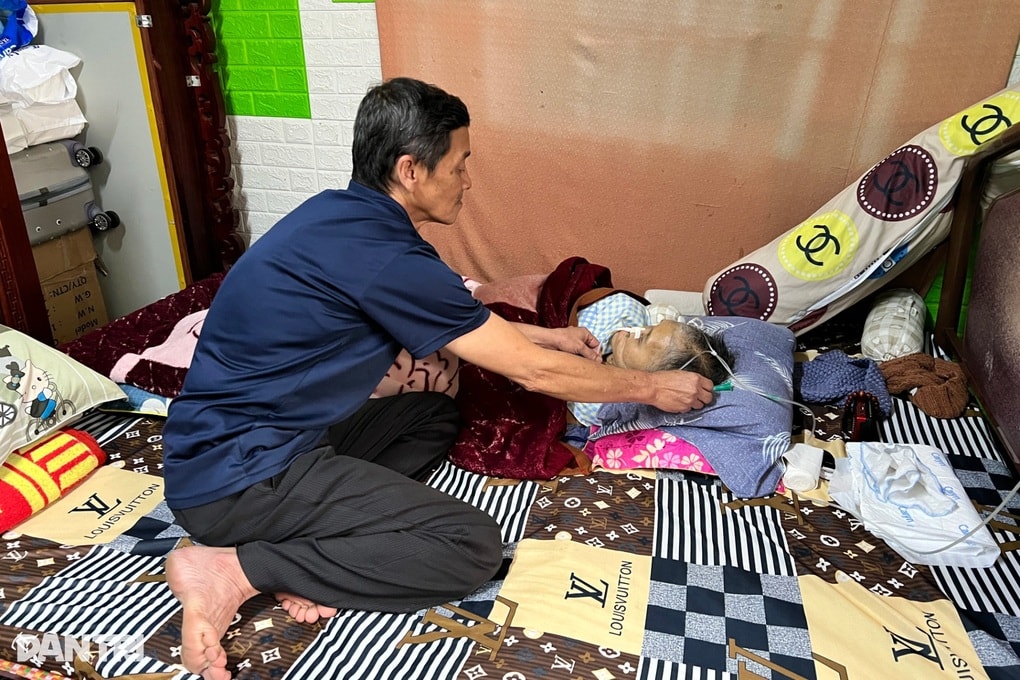 Bạn đọc hỗ trợ người chồng chăm vợ liệt giường ở Lâm Đồng gần 90 triệu đồng - 2 Bạn đọc hỗ trợ người chồng chăm vợ liệt giường ở Lâm Đồng gần 90 triệu đồng - 2