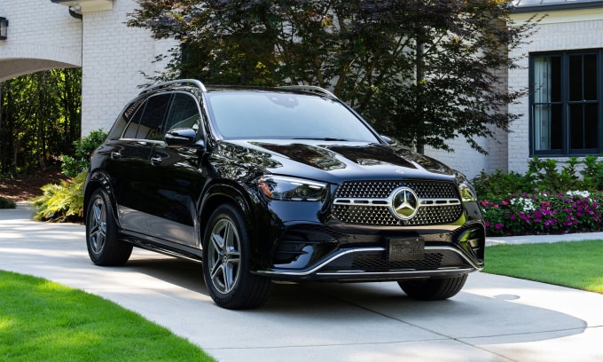 SUV hạng sang cỡ trung Mercedes GLE - một trong những sản phẩm bán chạy hàng đầu của hãng Đức. Ảnh: Autohaus on Edens