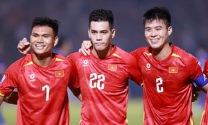 Tuyển Việt Nam thắng Nepal 3-1, nuôi hy vọng bám đuổi Malaysia