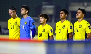 Mất 7 sao nhập tịch gian lận, Malaysia thắng 3-0 vẫn bị chê kém