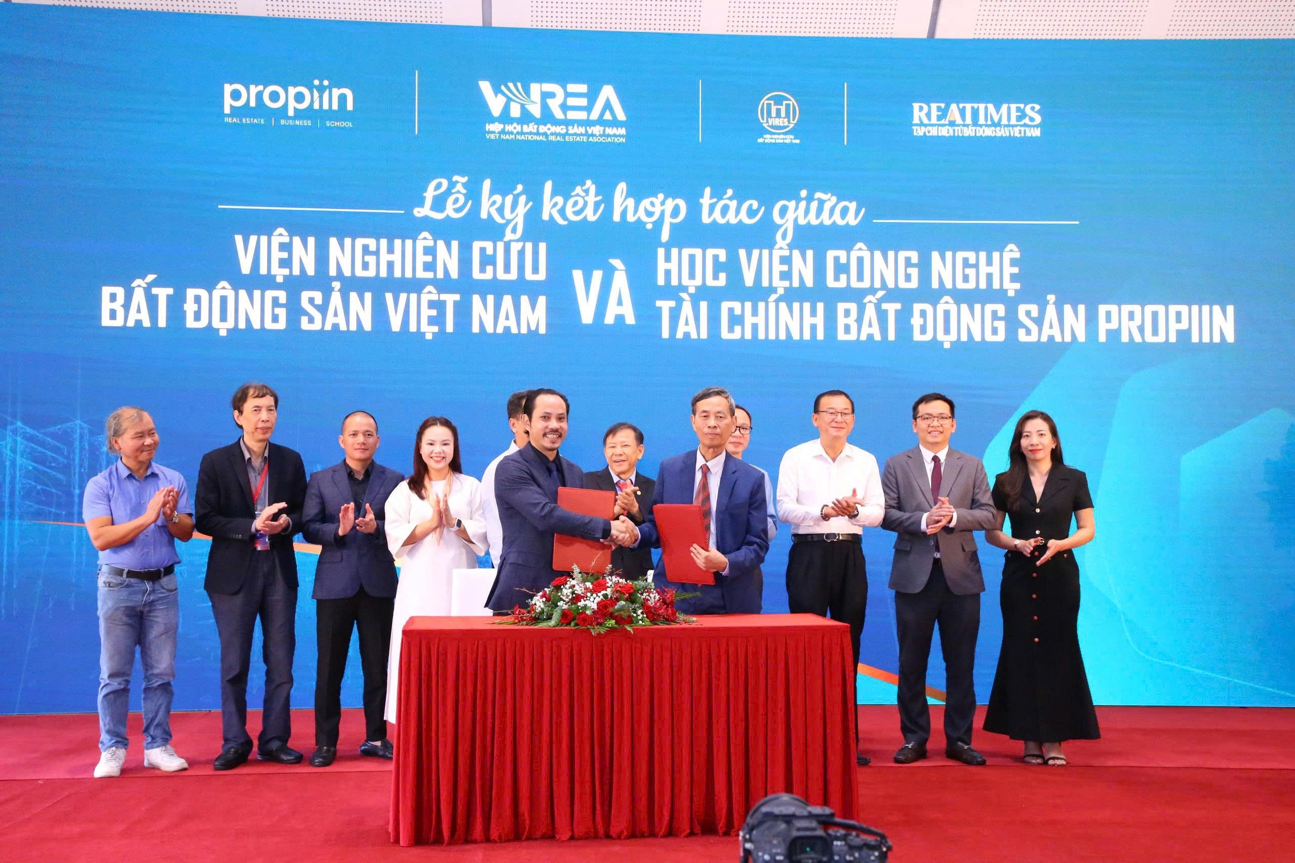 Lễ công bố chương trình đào tạo Mini MBA Bất động sản.