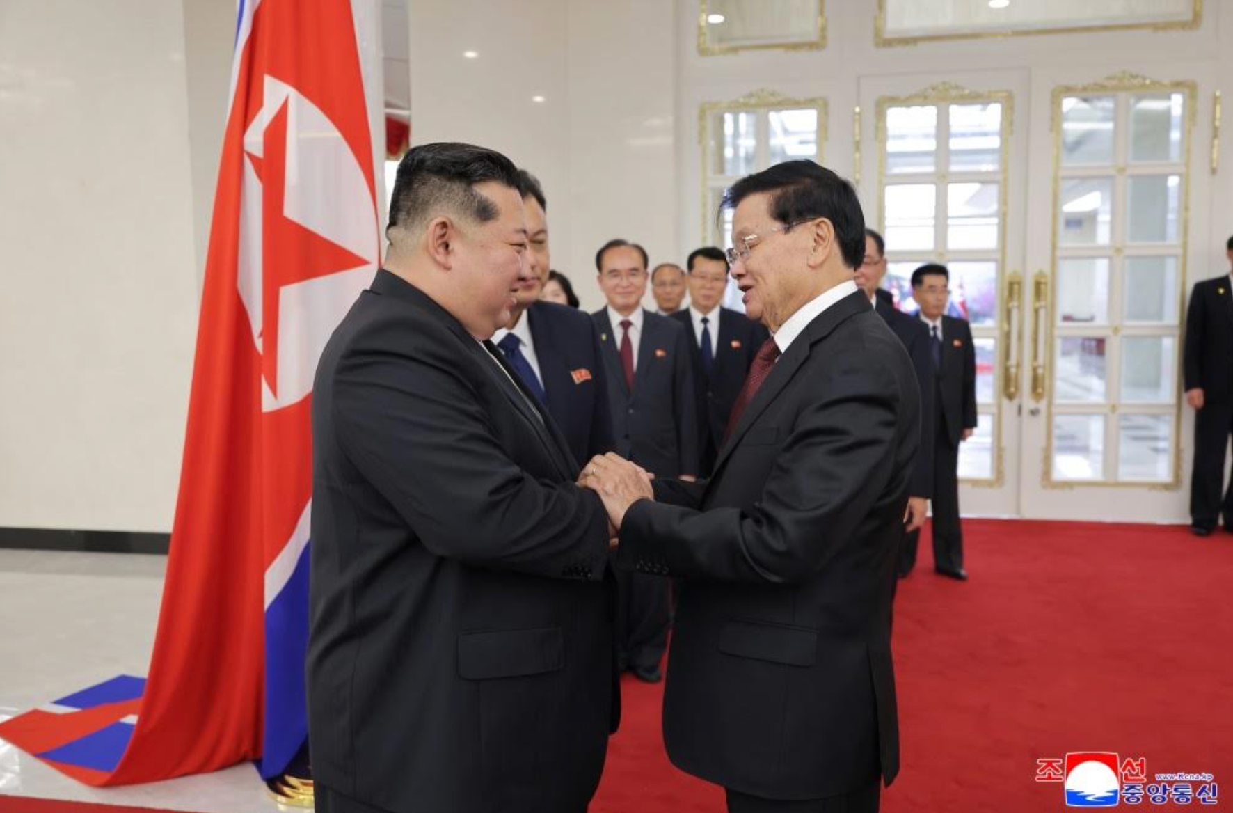 Hội đàm bày tỏ kỳ vọng và tin tưởng quan hệ hữu nghị - hợp tác truyền thống giữa hai đảng, hai nước sẽ ngày càng phát triển mạnh mẽ hơn, phù hợp với nguyện vọng cùng mong muốn của nhân dân hai nước. Hội đàm diễn ra trong bầu không khí nồng ấm và hữu nghị.