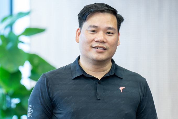 Ông Vũ Văn Trọng, Phó chủ tịch Liên đoàn Bóng rổ Việt Nam phát biểu tại buổi lễ bốc thăm. Ảnh: Tùng Đinh