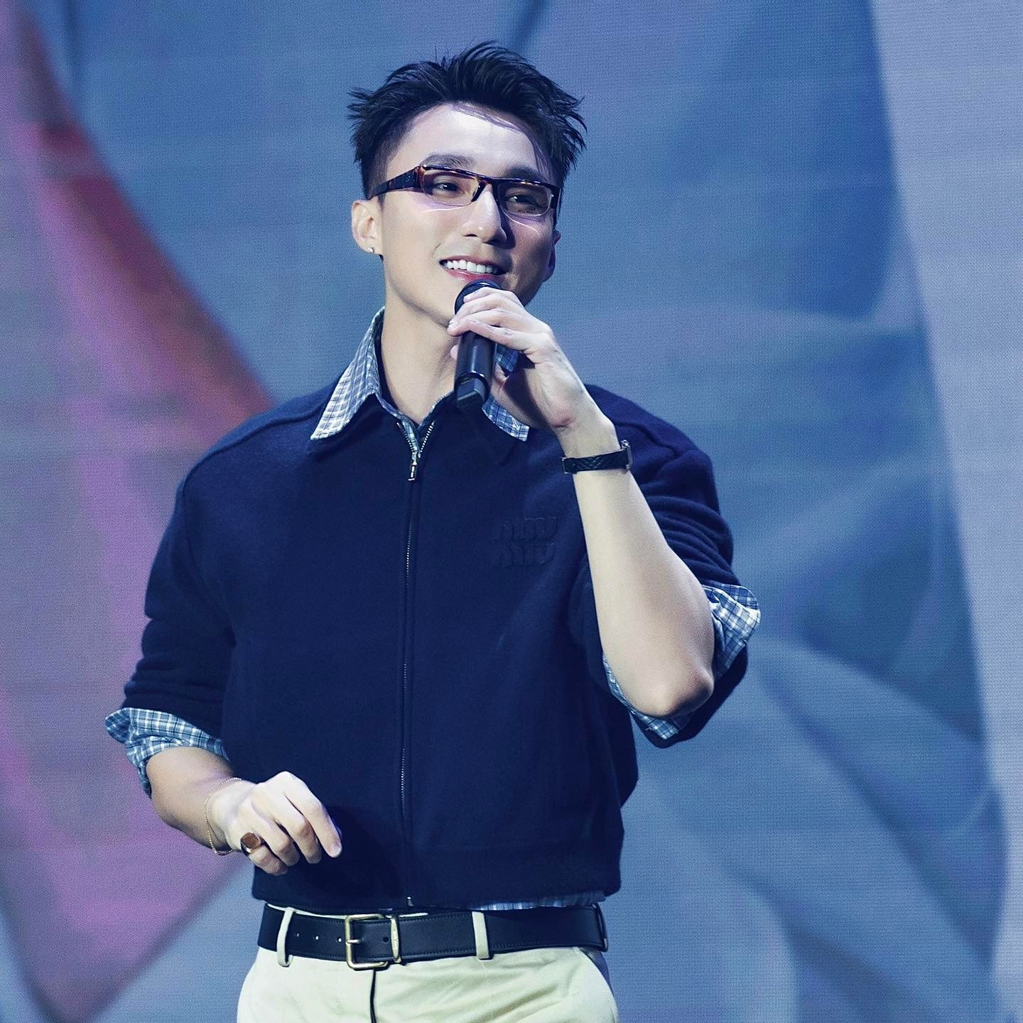 Sơn Tùng M-TP  ảnh 1 Son Tung M-TP anh 1