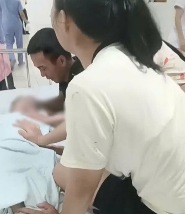 Bệnh viện Nhi Thanh Hóa lên tiếng về trường hợp cháu bé tử vong sau tiêm gây xôn xao dư luận- Ảnh 2. Bệnh viện Nhi Thanh Hóa lên tiếng về trường hợp cháu bé tử vong sau tiêm gây xôn xao dư luận- Ảnh 2.