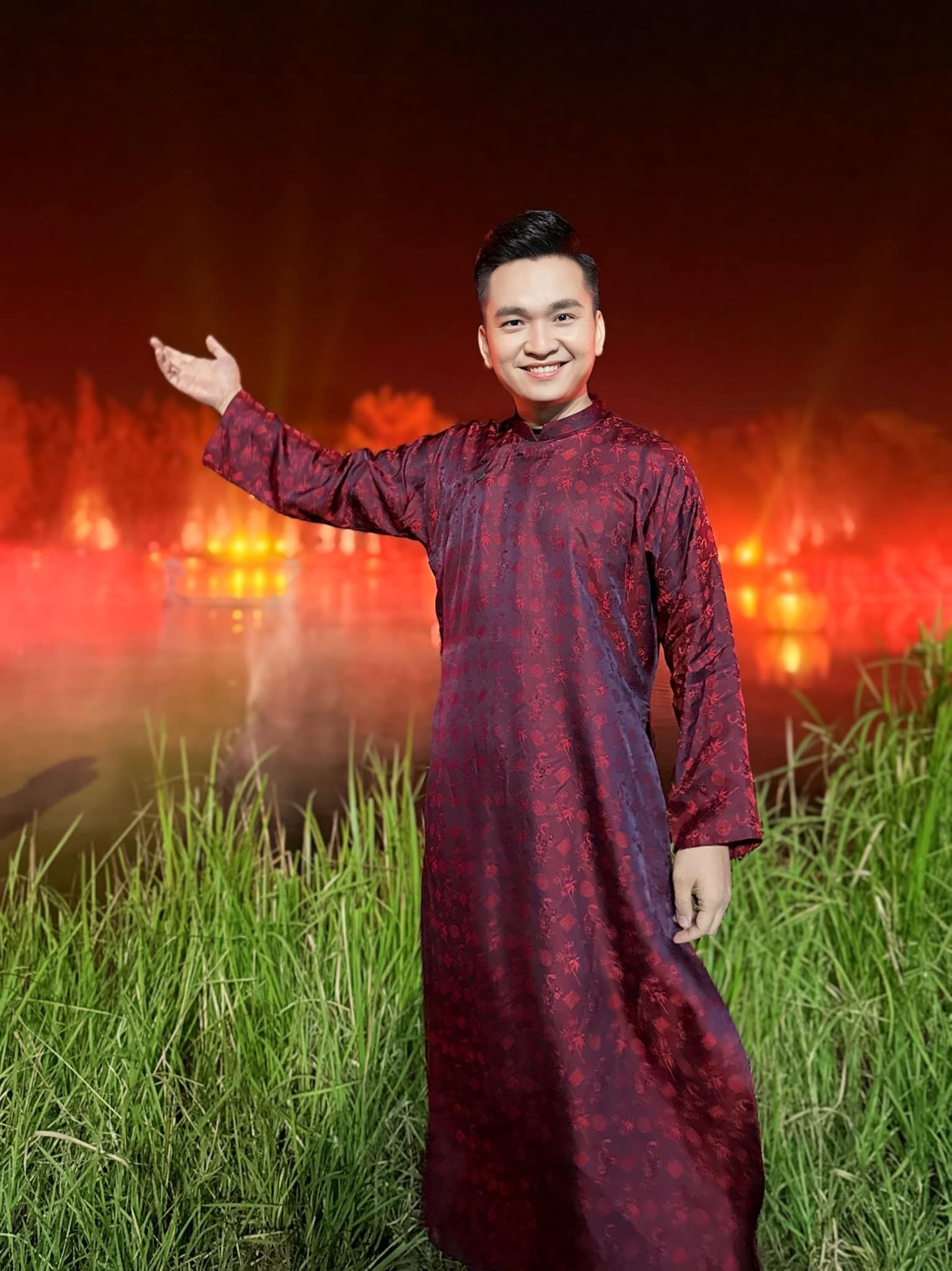 MC Hạnh Phúc ăn chay trường 10 năm, từng vượt qua căn bệnh ung thư máu để có cuộc sống viên mãn- Ảnh 2.