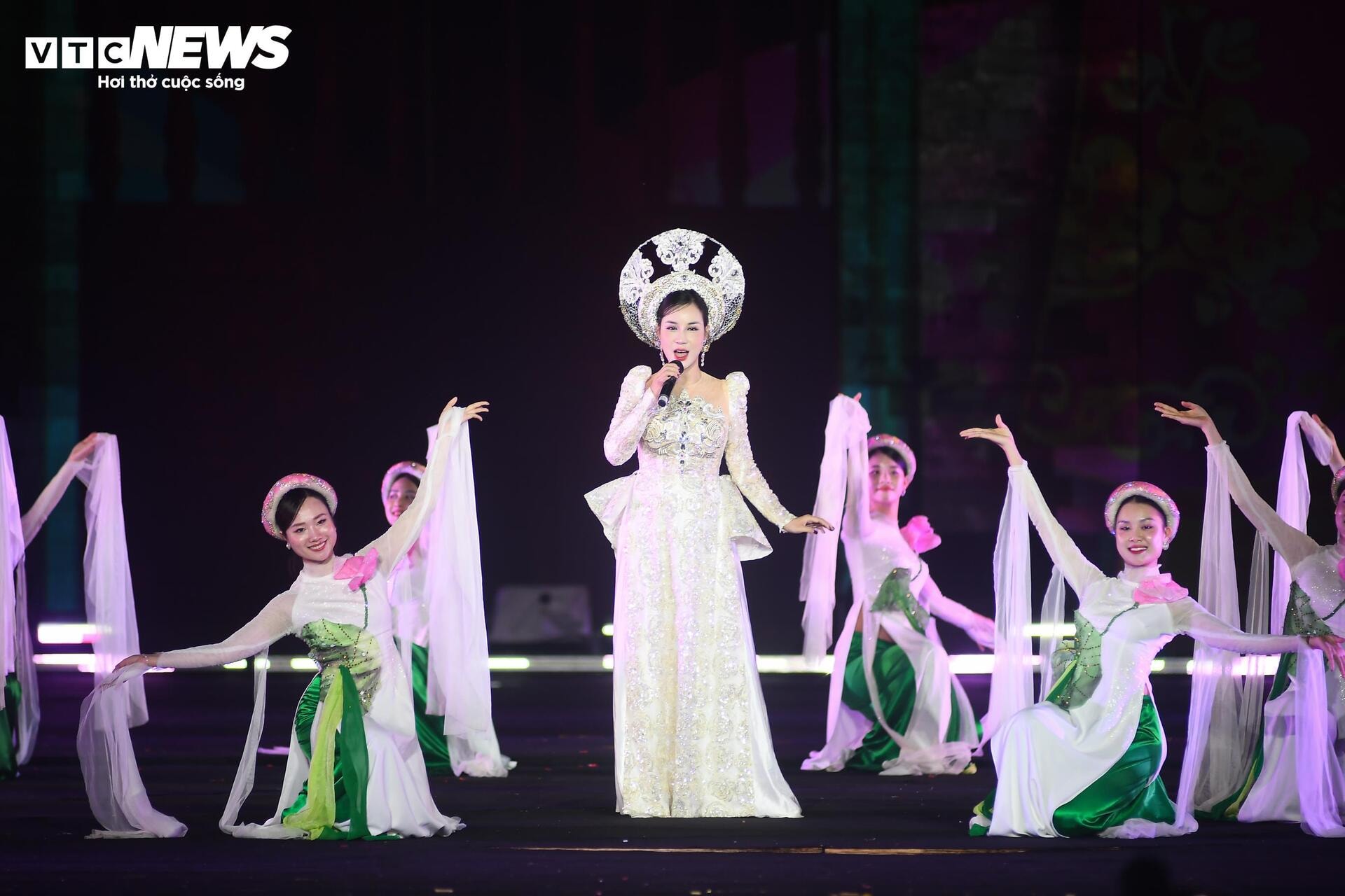 'Bước chân di sản': Nơi hội tụ và lan tỏa giá trị văn hóa thế giới - 20