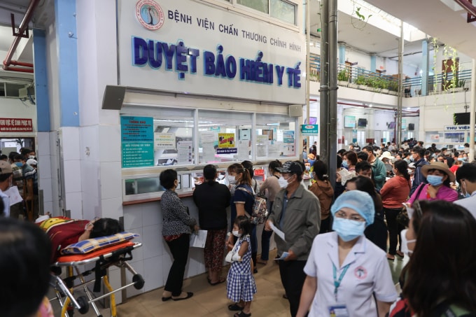 Khu Duyệt bảo hiểm Y tế tại Bệnh viện Chấn thương Chỉnh hình TP HCM. Ảnh: Quỳnh Trần
