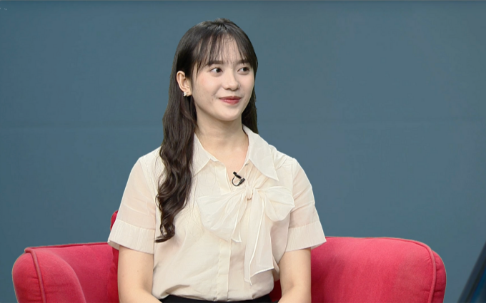 Trần Thị Như Quỳnh, kỹ sư AI tại Viettel High Tech chia sẻ ở buổi livestream. Ảnh: Viettel