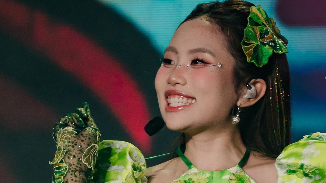 Phương Mỹ Chi buồn vì sự cố khi diễn 'Ếch ngoài đáy giếng'