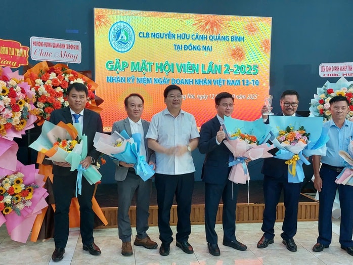Câu lạc bộ Nguyễn Hữu Cảnh tại Đồng Nai kỷ niệm ngày doanh nhân Việt Nam - Ảnh 1.