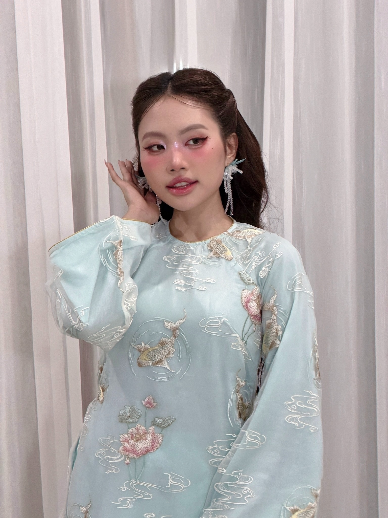 Phương Mỹ Chi ảnh 1 Phuong My Chi anh 1