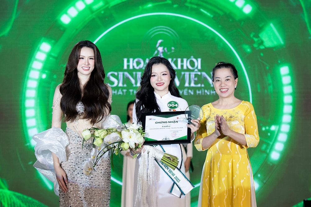 Giọng sáng, dáng xinh - nơi tôn vinh bản lĩnh sinh viên báo chí truyền thông - 4