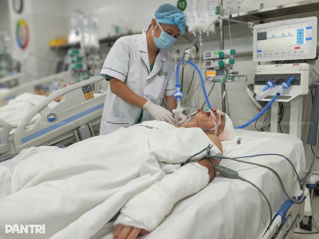 Gói xôi chia 2 bữa, người vợ nghèo khẩn cầu cứu chồng đang nguy kịch - 1 Gói xôi chia 2 bữa, người vợ nghèo khẩn cầu cứu chồng đang nguy kịch - 1