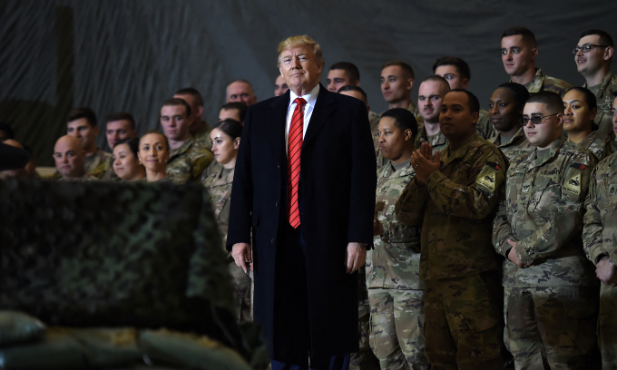 Tổng thống Mỹ Donald Trump tại căn cứ Bagram năm 2019. Ảnh: AFP
