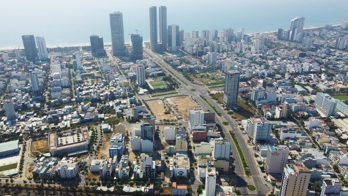 Đà Nẵng siết chặt quản lý đất đai ngăn chặn đầu cơ bất động sản - Ảnh 1.