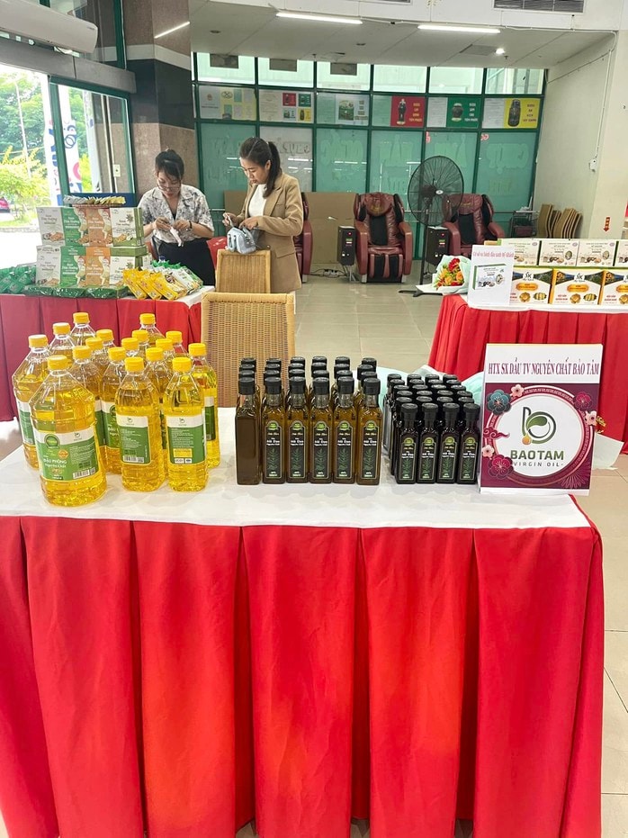 Co.opmart Tam Kỳ kết nối, lan tỏa sản phẩm OCOP tỉnh Quảng Nam- Ảnh 7. Co.opmart Tam Kỳ kết nối, lan tỏa sản phẩm OCOP tỉnh Quảng Nam- Ảnh 7.