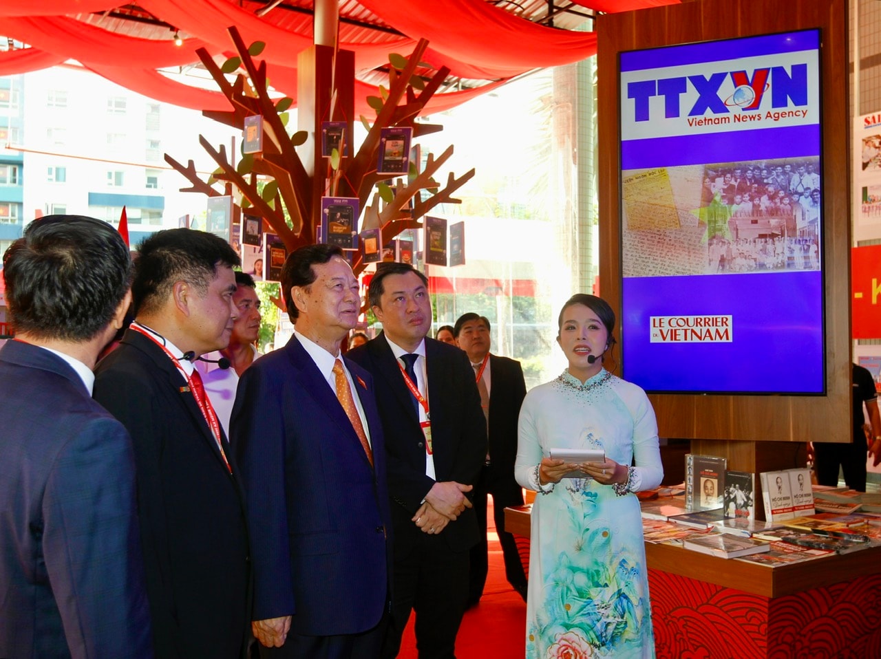 Chú thích ảnh