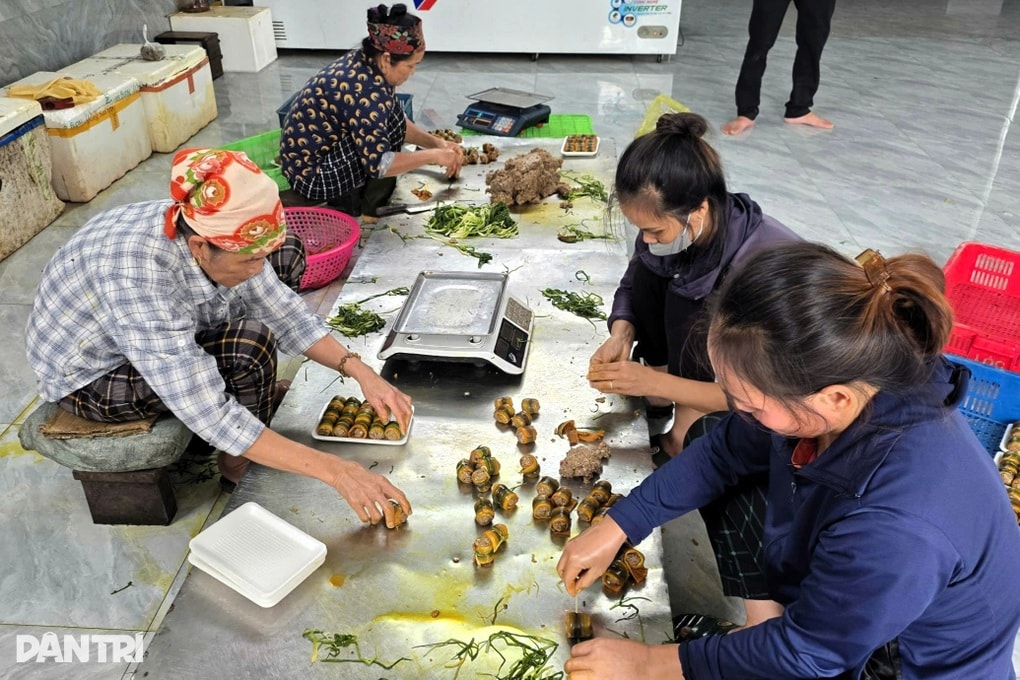 Nghề lạ mà quen ở nông thôn, có thể kiếm đến nửa triệu đồng mỗi ngày - 1 Nghề lạ mà quen ở nông thôn, có thể kiếm đến nửa triệu đồng mỗi ngày - 1