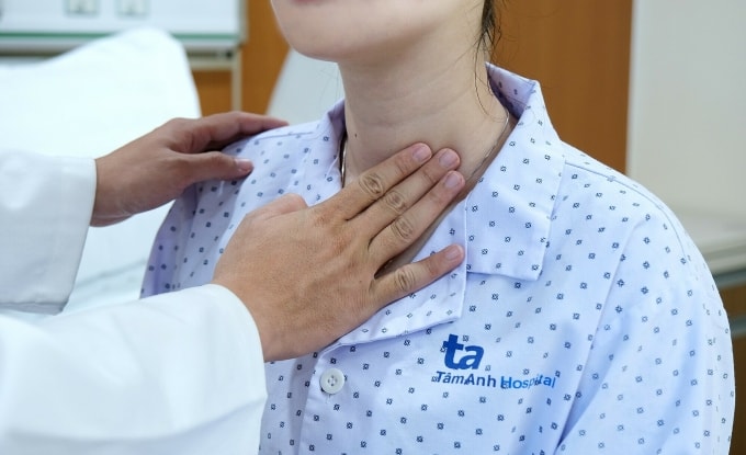 Tuyến giáp tiết quá nhiều hormone làm tăng nguy cơ mắc cường giáp. Ảnh: Bệnh viện Đa khoa Tâm Anh