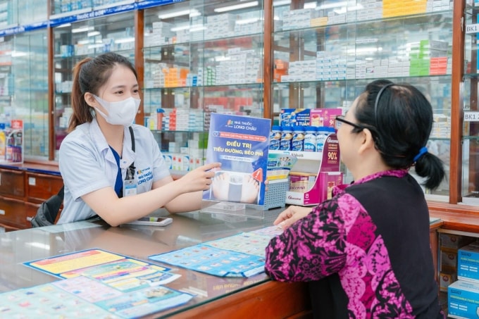 Người bệnh tiểu đường, thừa cân có thể tiếp cận giải pháp điều trị mới tại hệ thống nhà thuốc Long Châu trên toàn quốc. Ảnh: LC