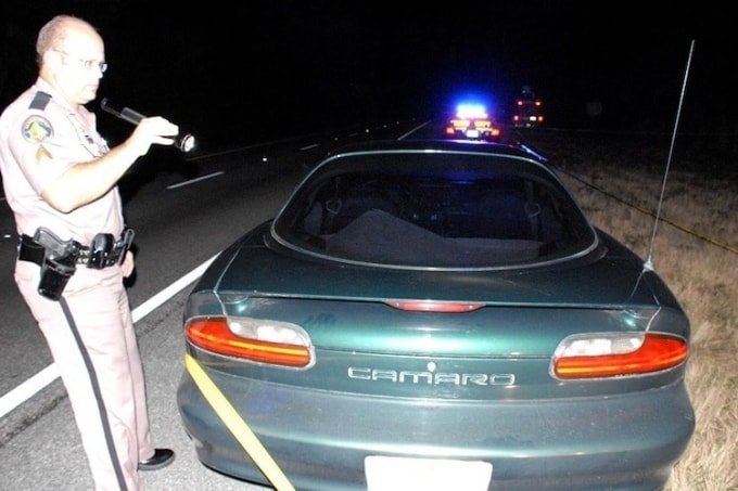 Chiếc Camaro màu xanh lá cây Michael King dùng để bắt cóc Denise Amber Lee. Ảnh: Florida State Attorney