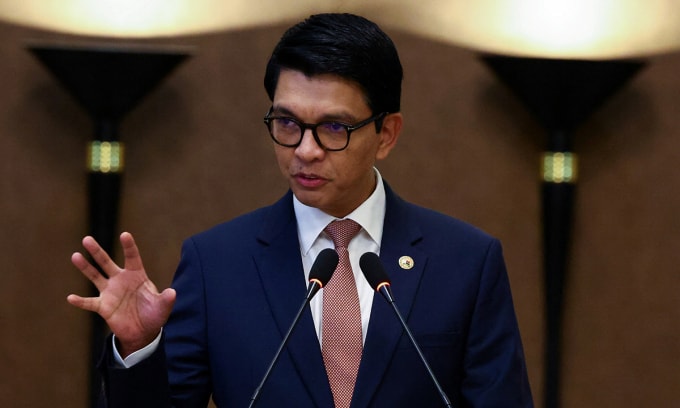 Ông Andry Rajoelina tại Văn phòng Tổng thống Madagascar ngày 6/10. Ảnh: Reuters