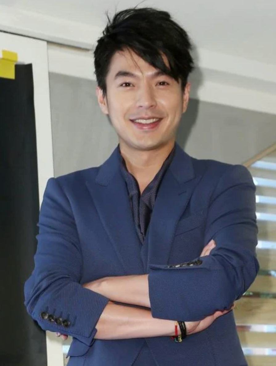 Lý Uy ảnh 1 Ly Uy anh 1