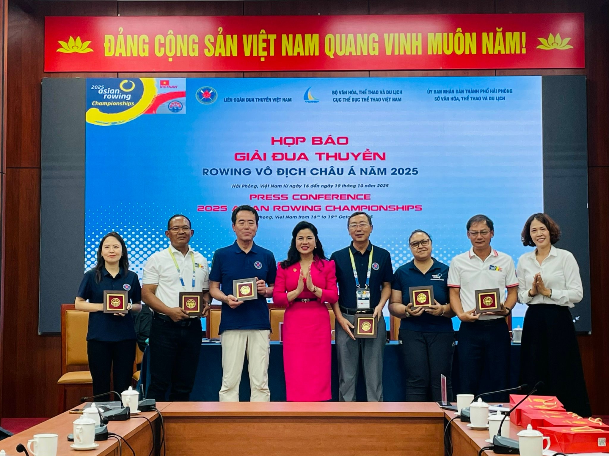 Lần đầu tiên Hải Phòng đăng cai Giải Đua thuyền Rowing vô địch châu Á 2025- Ảnh 3. Lần đầu tiên Hải Phòng đăng cai Giải Đua thuyền Rowing vô địch châu Á 2025- Ảnh 3.