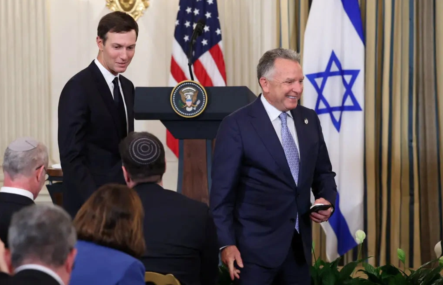 Ông Kushner (trái) và ông Steve Witkoff (Ảnh: Reuters).