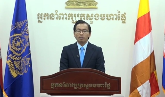 Phát ngôn viên Bộ Nội vụ Campuchia Touch Sokhak. Ảnh: Khmer Times